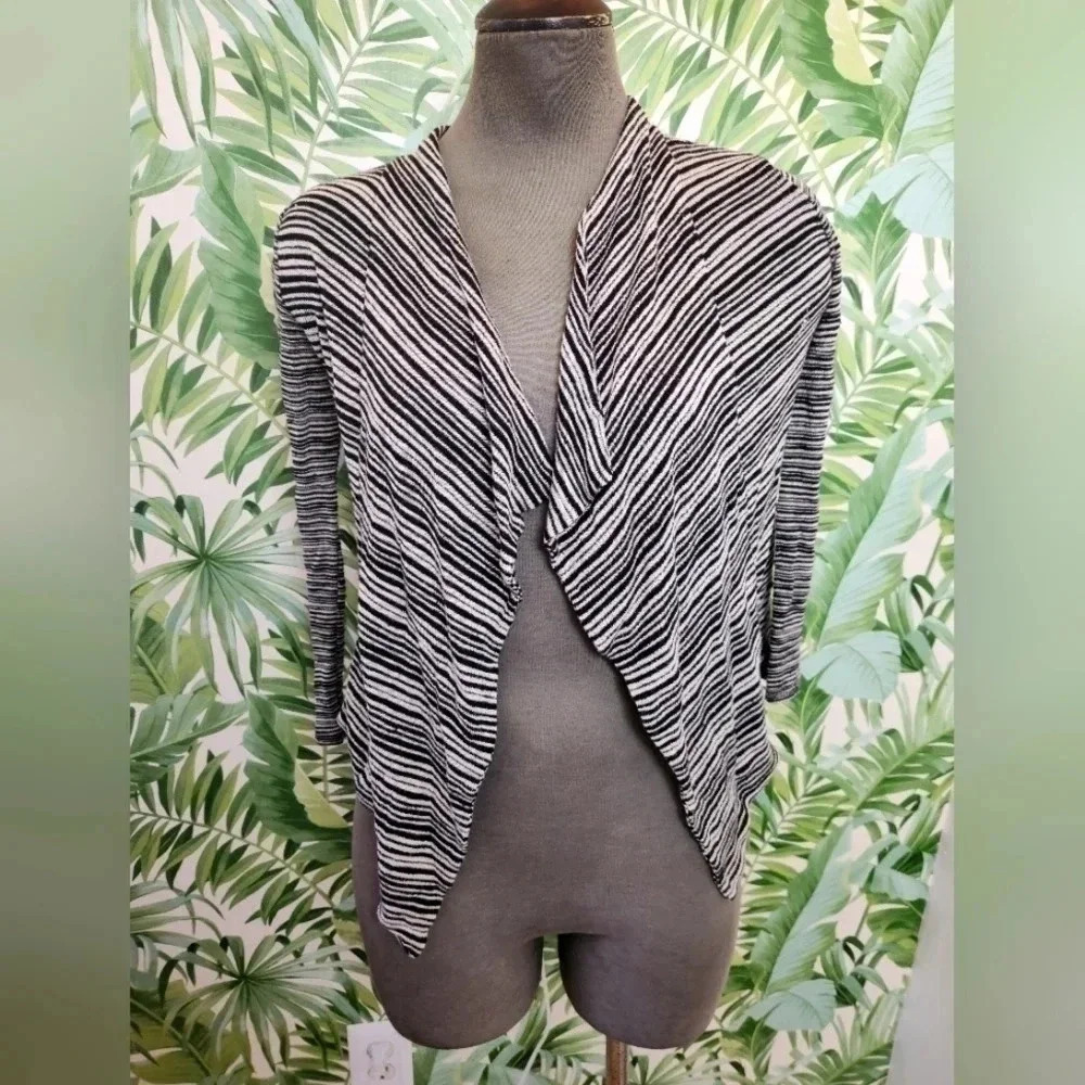 Girls Splendid Black & White Striped Sweater